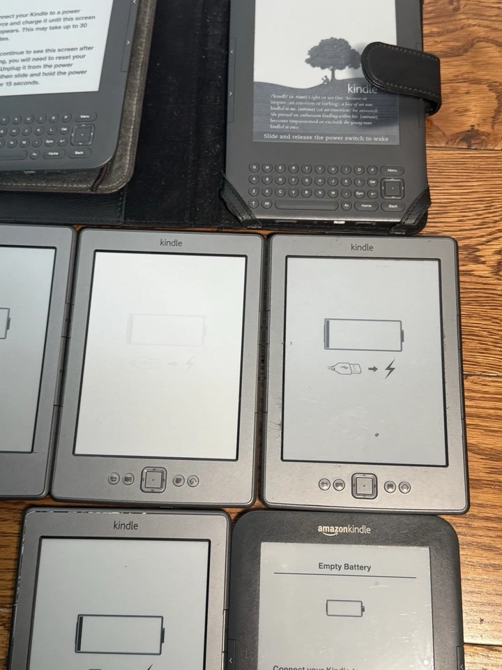 Job Lot of 9 Amazon Kindles – Untested – Mixed Models - Image 3 of 4