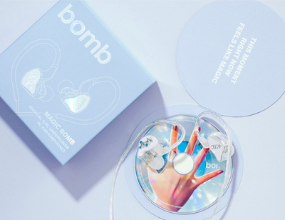 ILLIT BOMB 3rd Mini Album MERCH Ver/Mini CD+Earphones+3Sticker+5