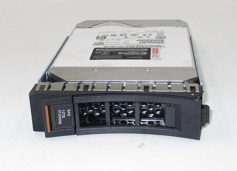 Lenovo Hitachi 12TB SAS 7.2K 12GB/s 3.5" Hard Drive with CADDY 01GV055 01GV56 - Image 3 of 4