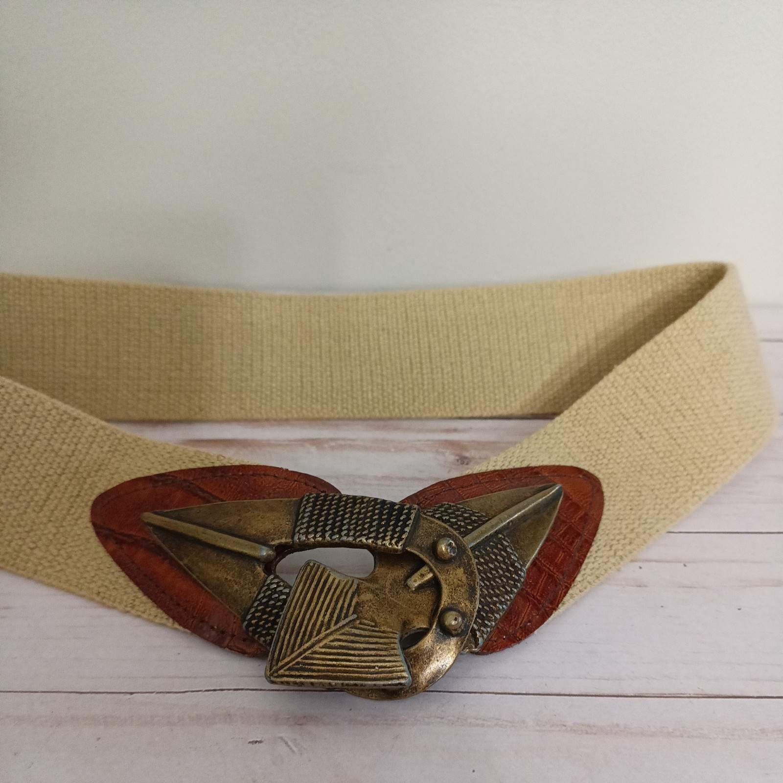 Vintage Omega Brass Sculpted Arrow Buckle Tan Elastic Belt USA Large