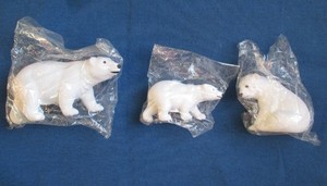 NIP - Set Of 3 Collectible Flocked Polar Bears - Craft Supply - Made In China