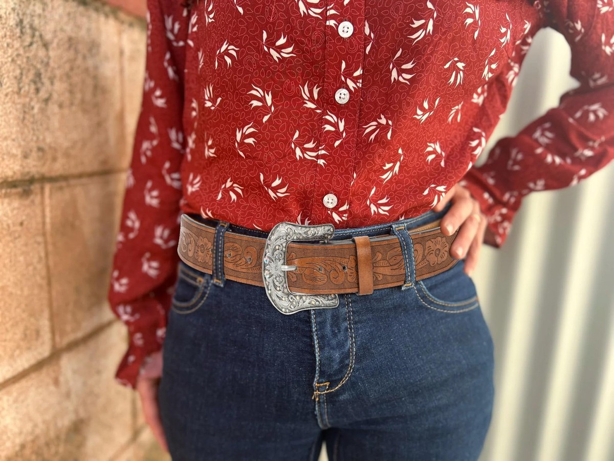 Western-Leather-Belts for Women Turquoise-Oval-Buckle 