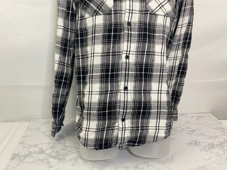 Urban Pipeline Awesomely Soft Ultimate Flannel Plaid Long Sleeve Boys XL Shirt C - Image 2 of 4