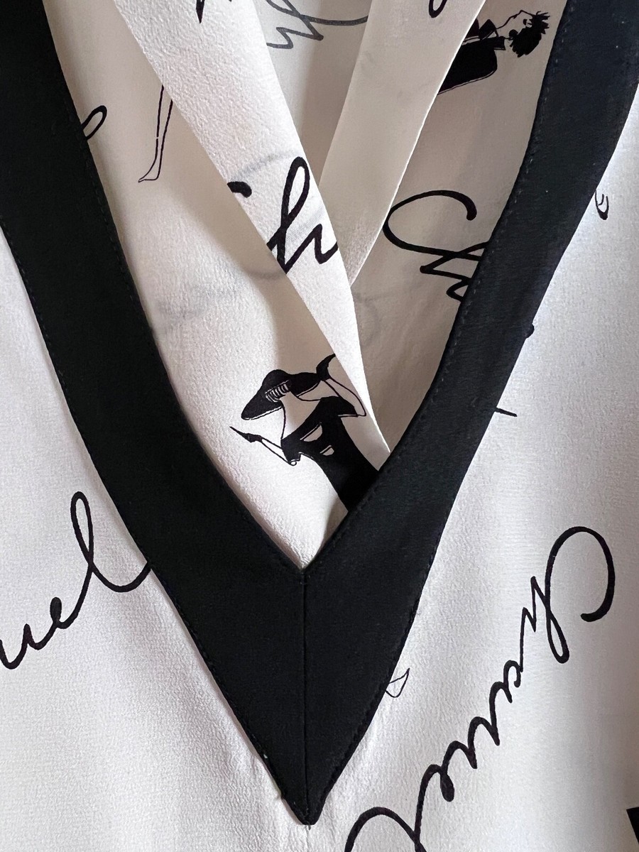 CHANEL BOUTIQUE 1986 SPRING ICONIC CC LOGO ECRU BLOUSE TOP BLACK