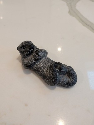 Wolf Original Guss Skulptur Figur Otter isst eine Muschel Handarbeit Kanada