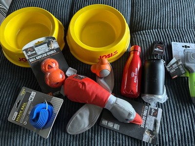 Hunde Paket Spielzeug bürste Dogs Creek AniOne Neu