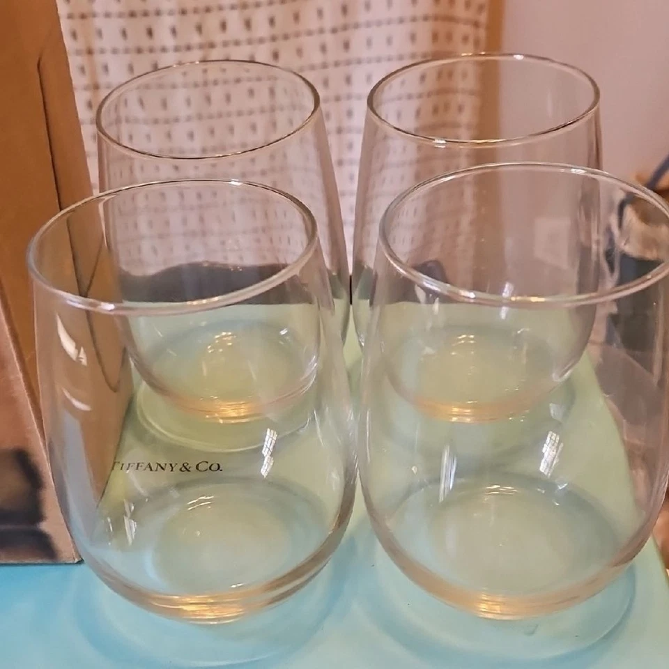 Copas de vino blanco sin tallo de vidrio transparente - Juego de 4 Foto 2 de 4