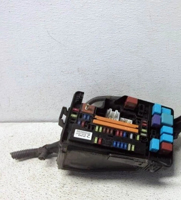 2011-2016 Toyota Venza 2.7L Engine Fuse Box Assembly 1ARFE Engine 4 Cylinder OEM