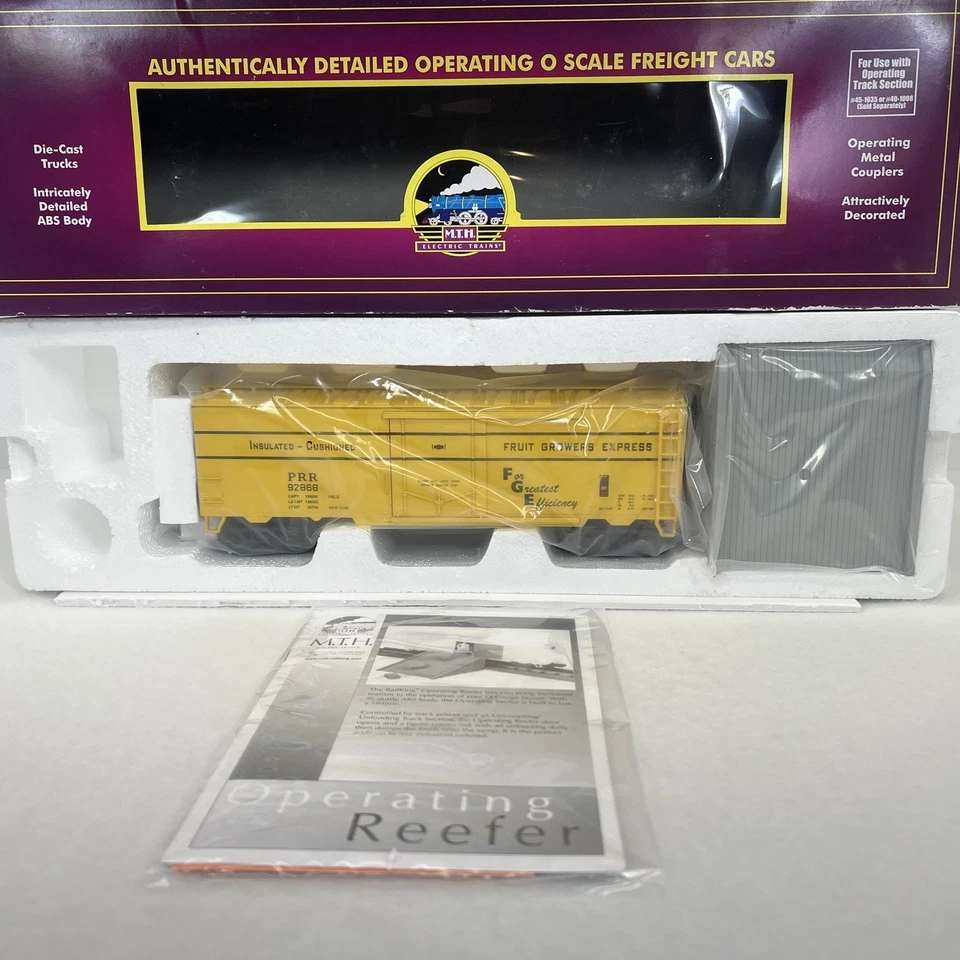 MTH Premier 20-94230 Pennsylvania Fruit Operating Reefer Car O New Smoke #92868 - Image 2 of 4
