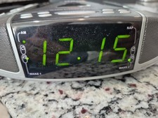 RCA Dual Alarm Stereo CD Clock Radio Works Tested RP4897A 120V TESTED/WOKS
