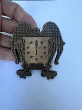 Vtg UNIVERSITY SOCIAL FRATERNITY BRONZE CREST School Coat Of Arms