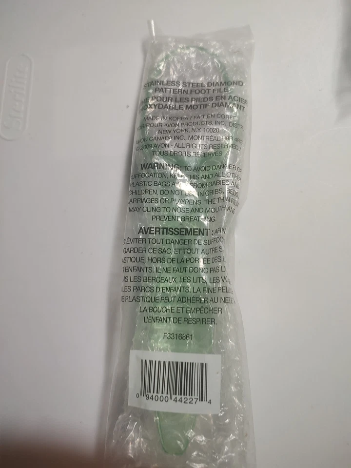 Avon Stainless Steel Diamond Pattern Foot File NOS - Image 4 of 4