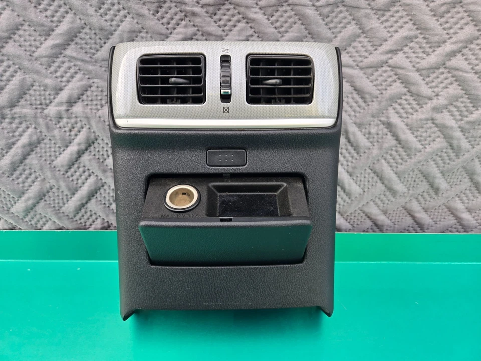 2015-19 INFINITI Q70L CONSOLE CENTRAL TRASEIRO VENTILAÇÃO DE AR COM CINZEIRO FABRICANTE DE EQUIPAMENTO ORIGINAL - Imagem 2 de 4