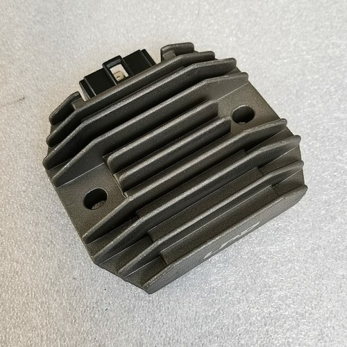 Régulateur redresseur + fiche pour Kawasaki Bayou KLF300 86-02 Lakota KEF 300 95-03 - Photo 7/9