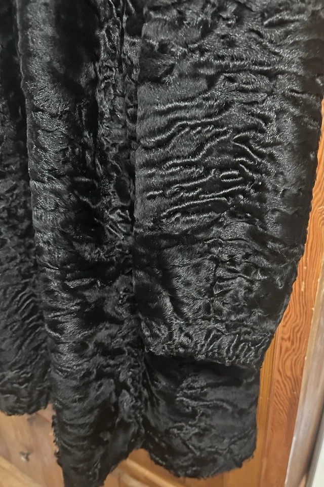 Swakara PERSIAN LAMB Coat  Size XL /16 BLACK Curly Wave Beautiful - Image 3 of 4