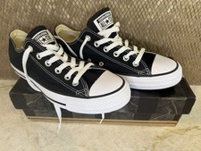 Converse Chuck Taylor All Star Low Top Black White Canvas Shoes Men s 6.5/ 8.5 W