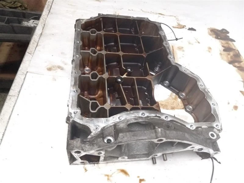 UPPER OIL PAN FOR VOLKSWAGEN JETTA 2005 - 2014 - Image 3 of 4