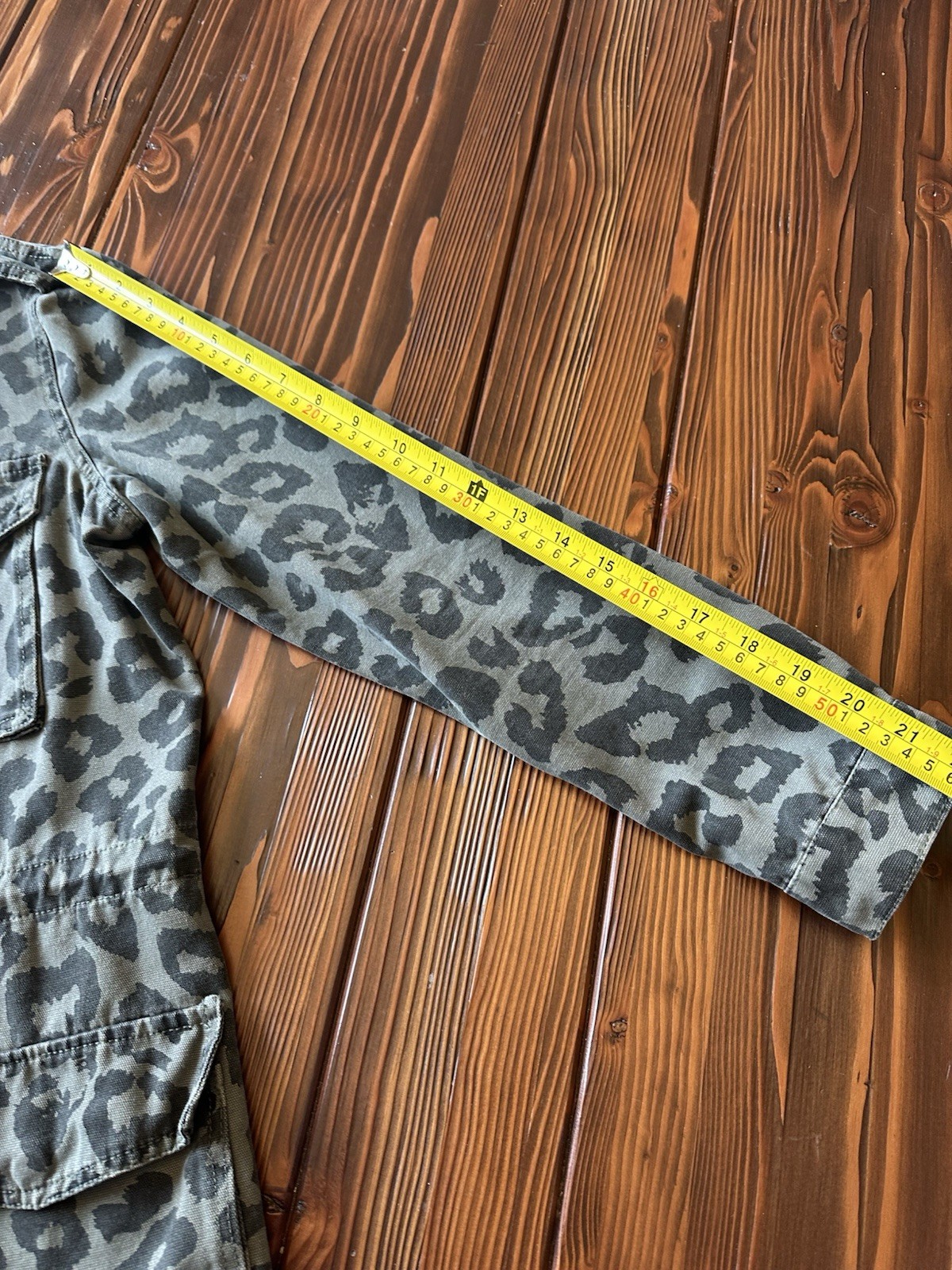 Ellison Leopard Utility Jacket Medium Olive Cargo… - image 4