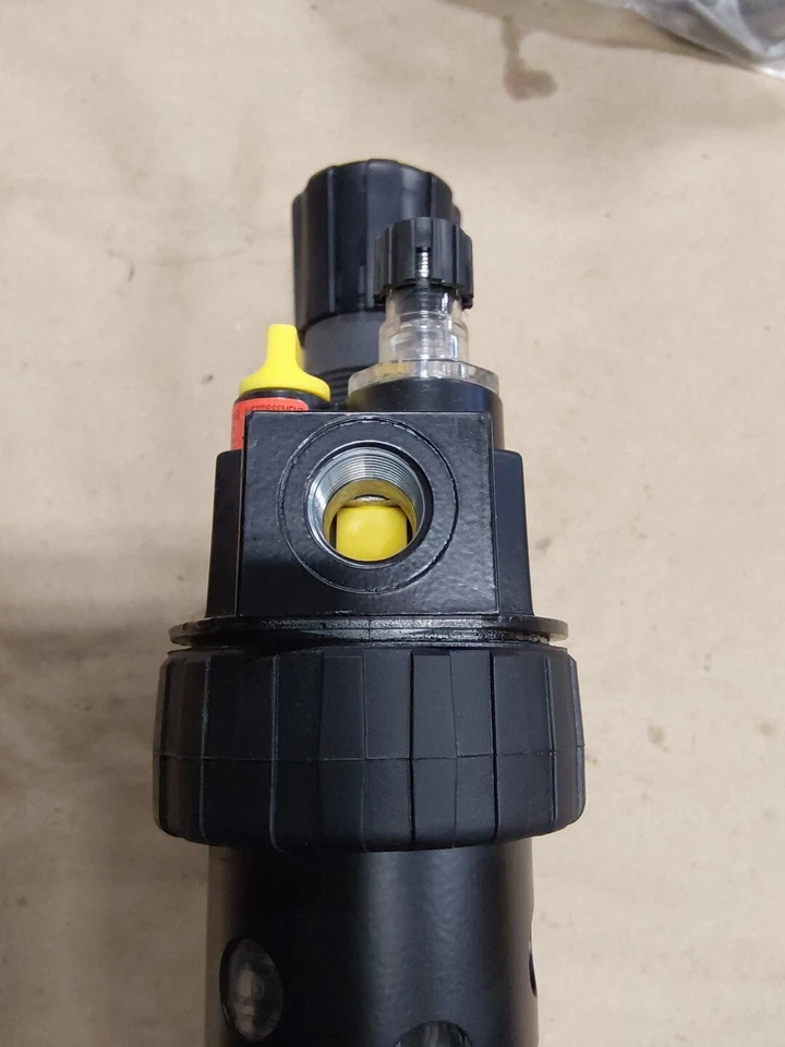 Parker (06E22A13AC) 1/2" NPT Port 40 µm Manual Compressed Air Filter - Image 4 of 4