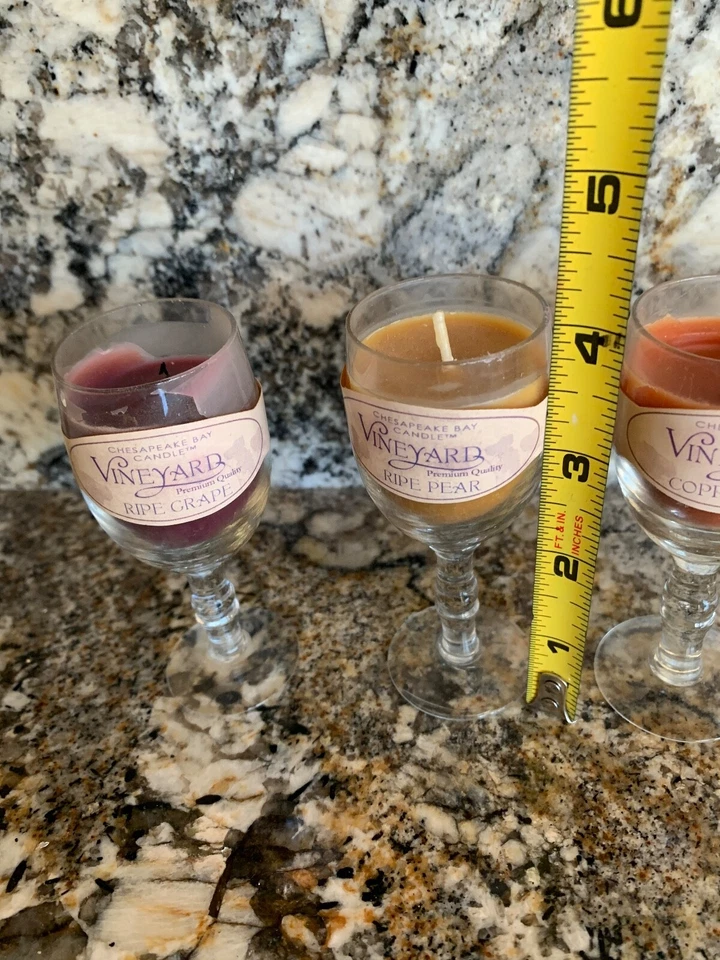 Juego de 4 velas de copa de vino en miniatura llenas de velas perfumadas Foto 2 de 4