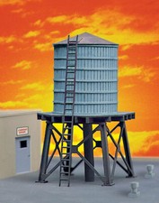 Walthers Cornerstone HO Wooden Water Tank pkg 3 Kit Each: 4 x 2-3/8in 933-3507