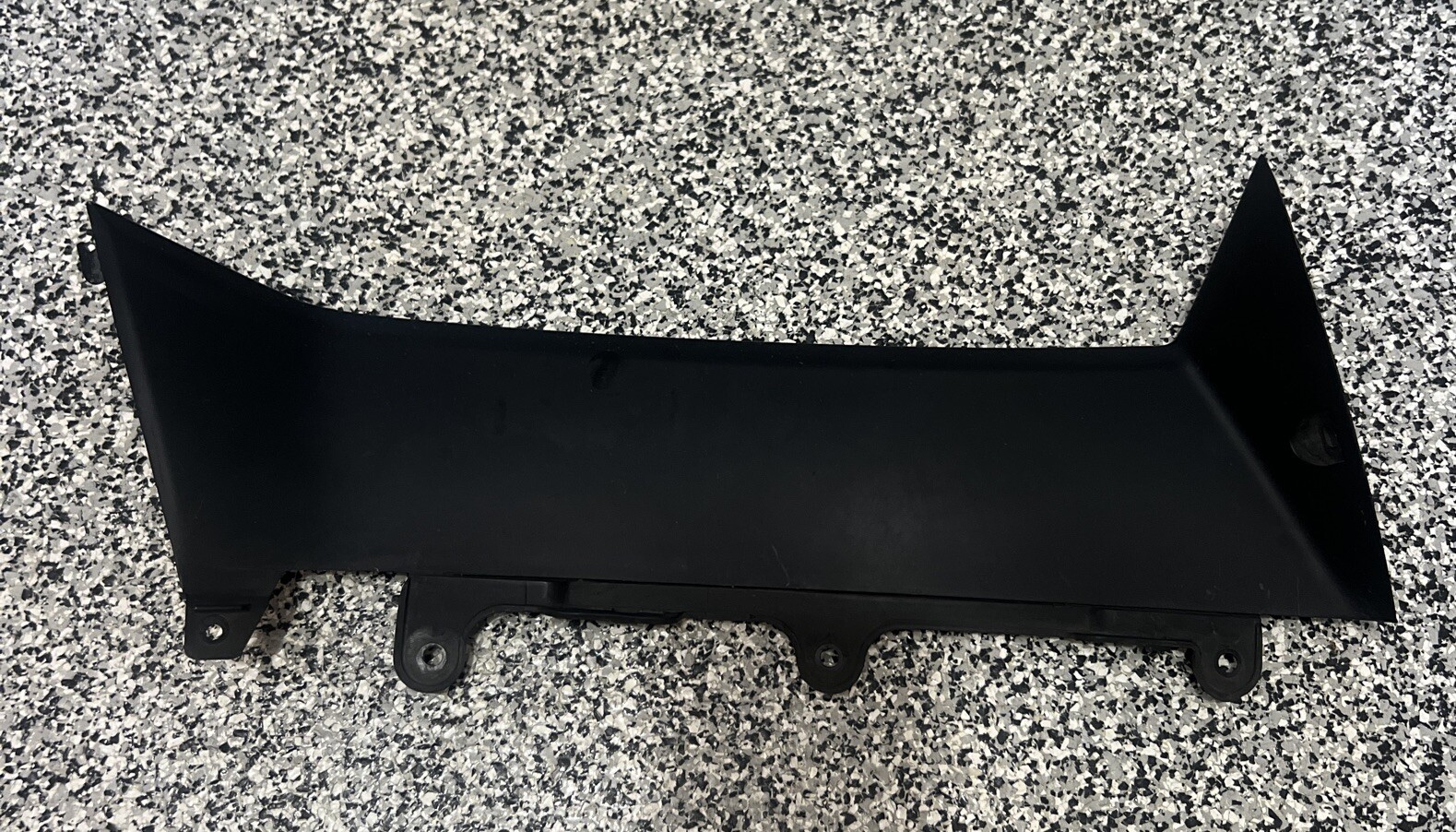 2012-2014 Lamborghini Aventador LP700-4 Right Side Fender Trim 470854776A OEM A1