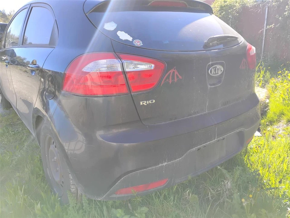 Cilindro maestro de freno usado se adapta a: Kia Rio 2012 ABS grado A Foto 4 de 4