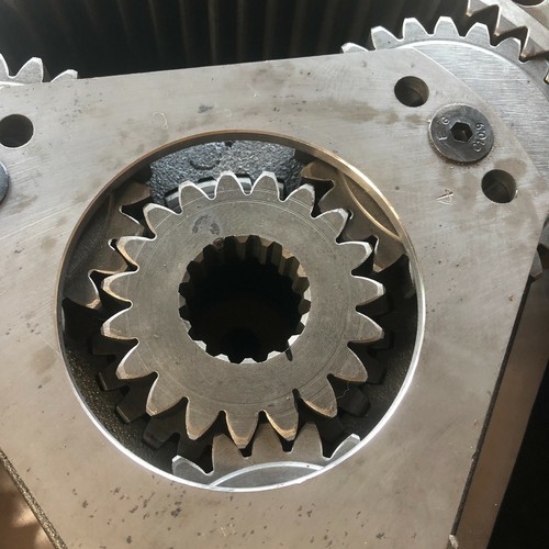 16/19T Swing/Slewing Gearbox Reduction LN002340 for Case CX130 CX135 CX130B 9013 - Picture 4 of 6