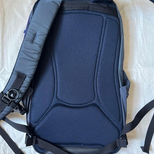 BEAMS BOY x Arc'teryx Mantis 26L Backpack Navy Crazy … - Gem