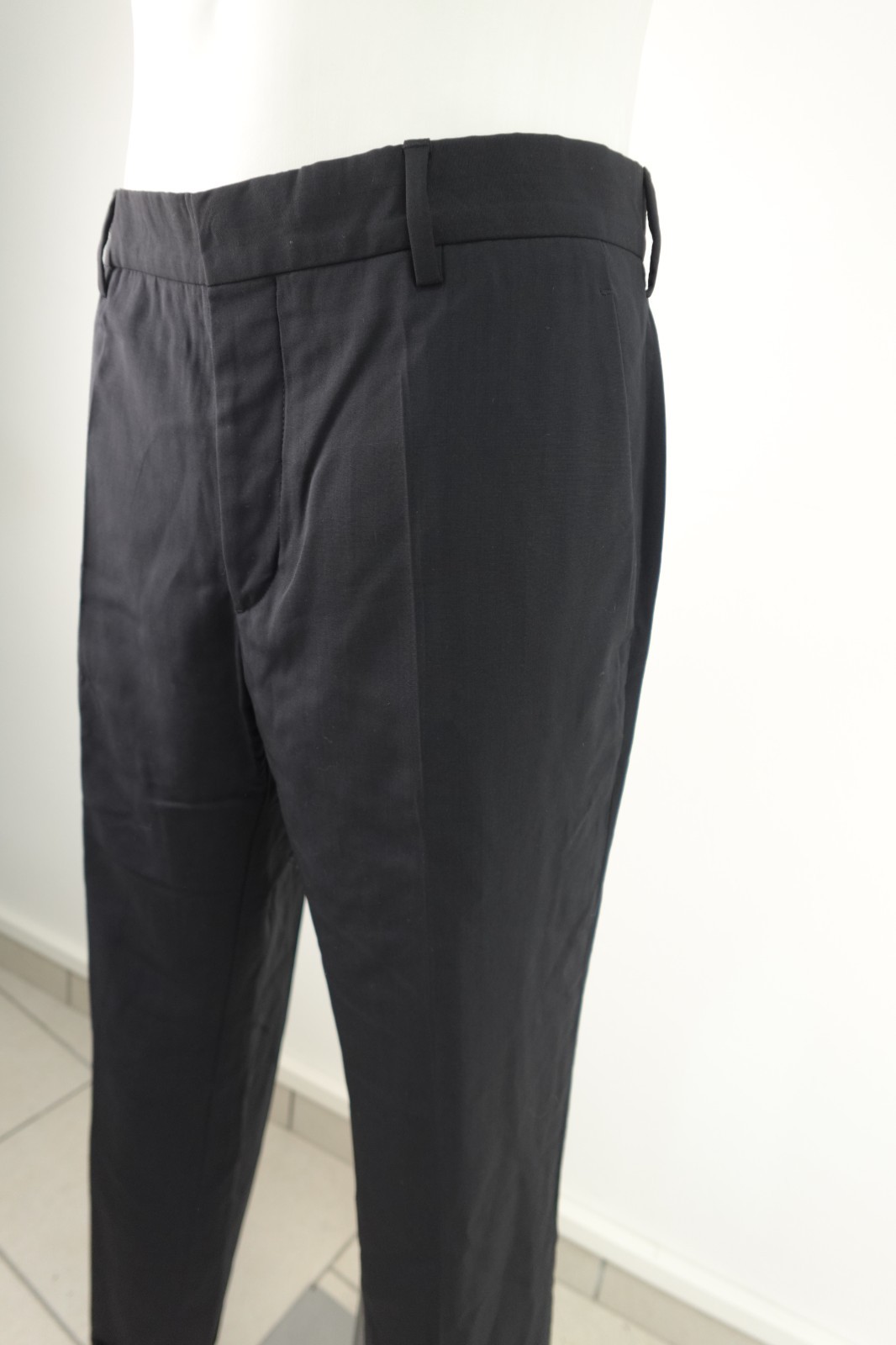 PRADA Men's Trousers Size 34/48 Pant Man Vintage Italy Casual Wool Elegant thumbnail 3