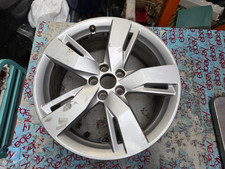 Audi Q5 Alloy Wheel 80A601025BE 8Jx19H2 D369