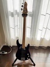 Peavey Foundation USA made 1992 bass guitar. Made In USA