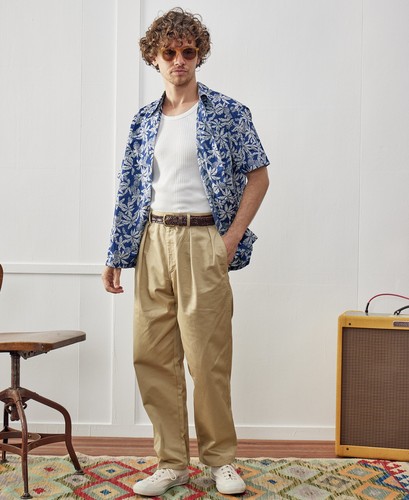 Men's Double-Pleat Relaxed Fit Twill Casual Chino Trousers - Khaki | Olderbest - Picture 4 of 15