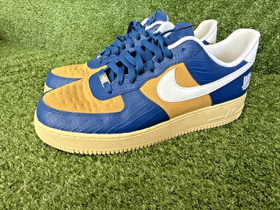   Nike Air Force 1 Low SP x Undefeated  Dunk vs AF1  Blue Men s Size 13