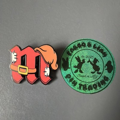 Disney Magic Kingdom Letters - Letter  M  Snow White And The Seven Dwarves Pin