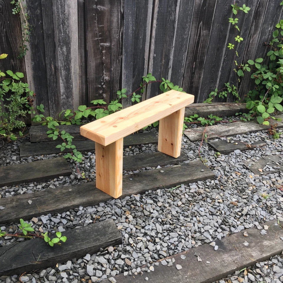 Banco de jardín hecho a mano. Resistente, secuoya Foto 3 de 4