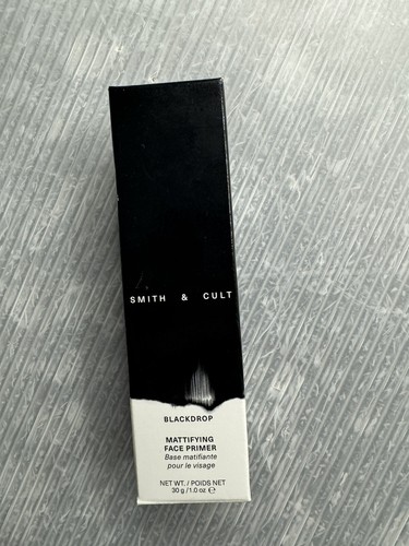 Primer viso opacizzante SMITH & CULT Blackdrop 30 g / 1,0 oz - Foto 5 di 9
