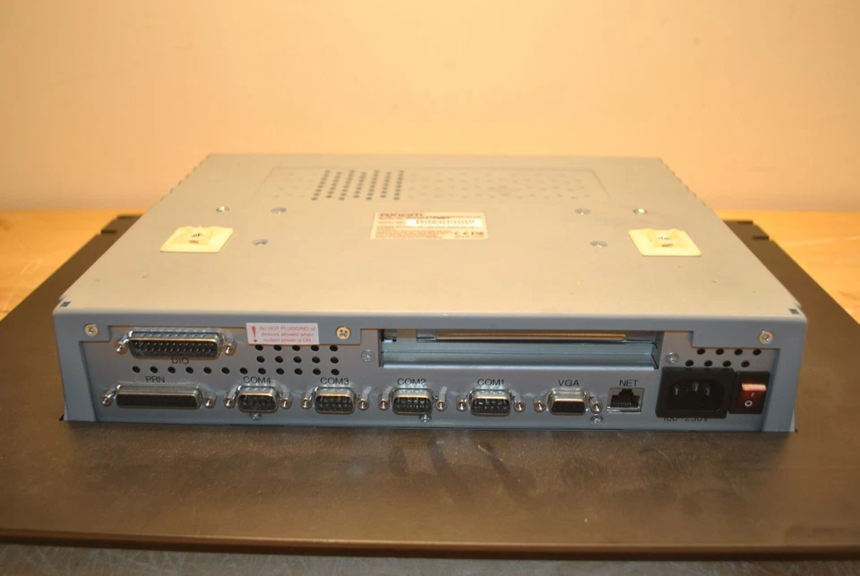 Axiom Technology Co. Monitor de interfaz de operador P2003/586T 586T  Foto 4 de 4