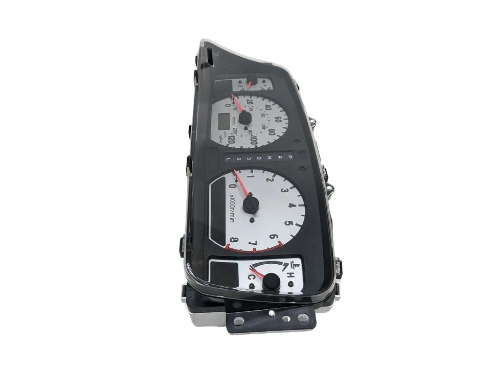 00 - 04 Mitsubishi Montero Sport Speedometer Dash Panel Instrument Cluster Oem - Image 4 of 4