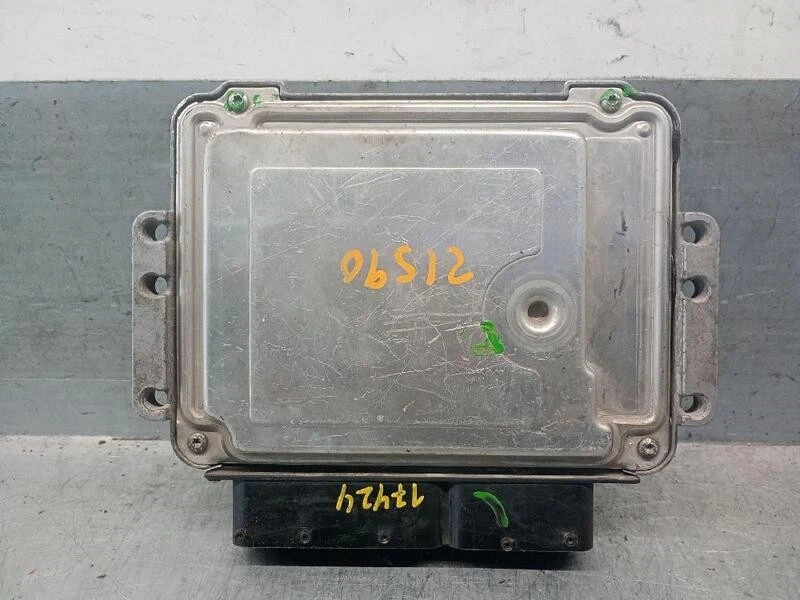 55198054 centralina motore per OPEL ASTRA H GTC (A04) 1.9 CDTI 16V (L08) 5309428 - Immagine 2 di 4