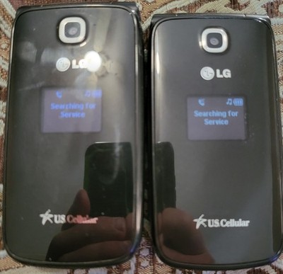 LG Envoy UN150 U.S. Cellular Phones Lot Of 2.  Charged And Turn ON.