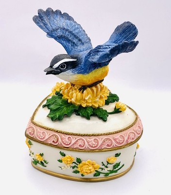 Heritage House Blue Bird Sing A Song Music Box ''You Are So Beautiful E2
