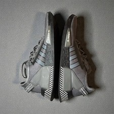 MENS ADIDAS ORIGINAL NMD_R1 V2 OG TRAINERS