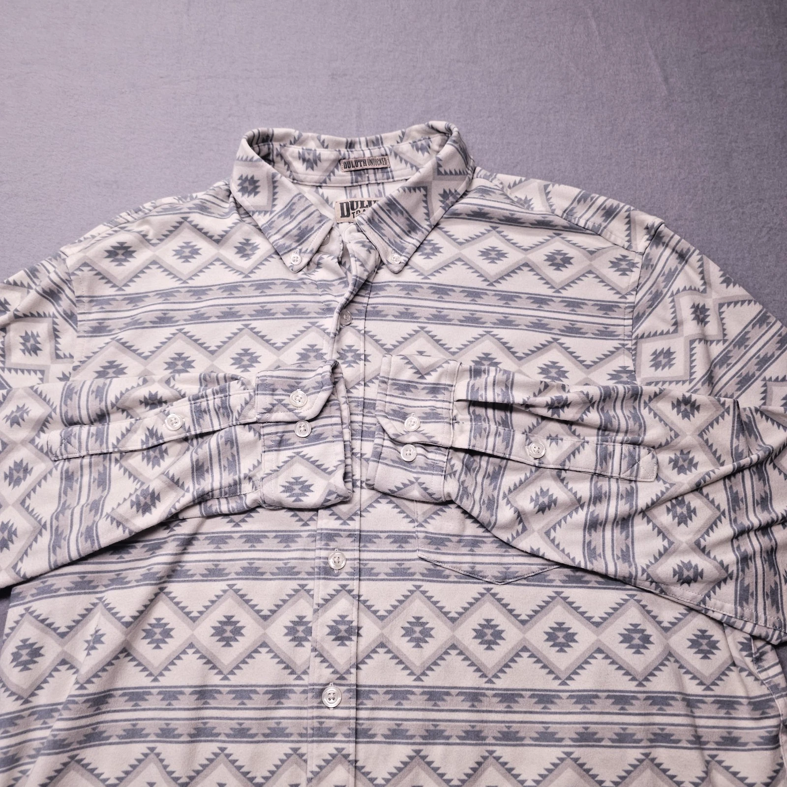 Duluth Trading Untucked Flannel Aztec Soft Shirt Size L Standard Fit