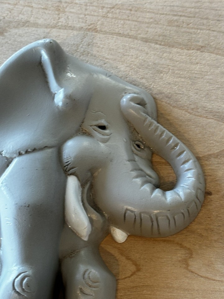 Vintage Burwood Nursery Wall Hangings Zoo Animals Elephant GREAT