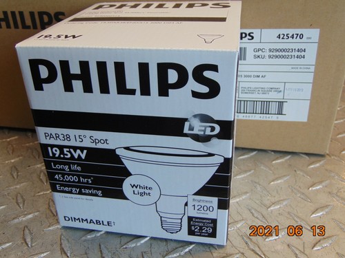 Philips LED Light Bulb Dimmable 19.5 Watt 19.5w 120v PAR38 White SP15 SPOT