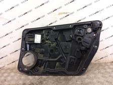 Mercedes-Benz A W176 2014 Vorne Rechts T&uuml;r Fensterheber SKE44974 40304