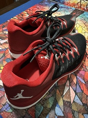 BRAND NEW Size 11.5   Jordan  Flight Runner 2  715572-601 Gym Red / White -Black