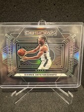 Giannis Antetokounmpo 2020-21 Panini Obsidian Eclipse Electric Etch Green /25 #5