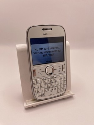 Nokia Asha 302 weiß O2 Netzwerk 100MB 2,4'' 3,2MP QWERTZ Handy Tastentelefon